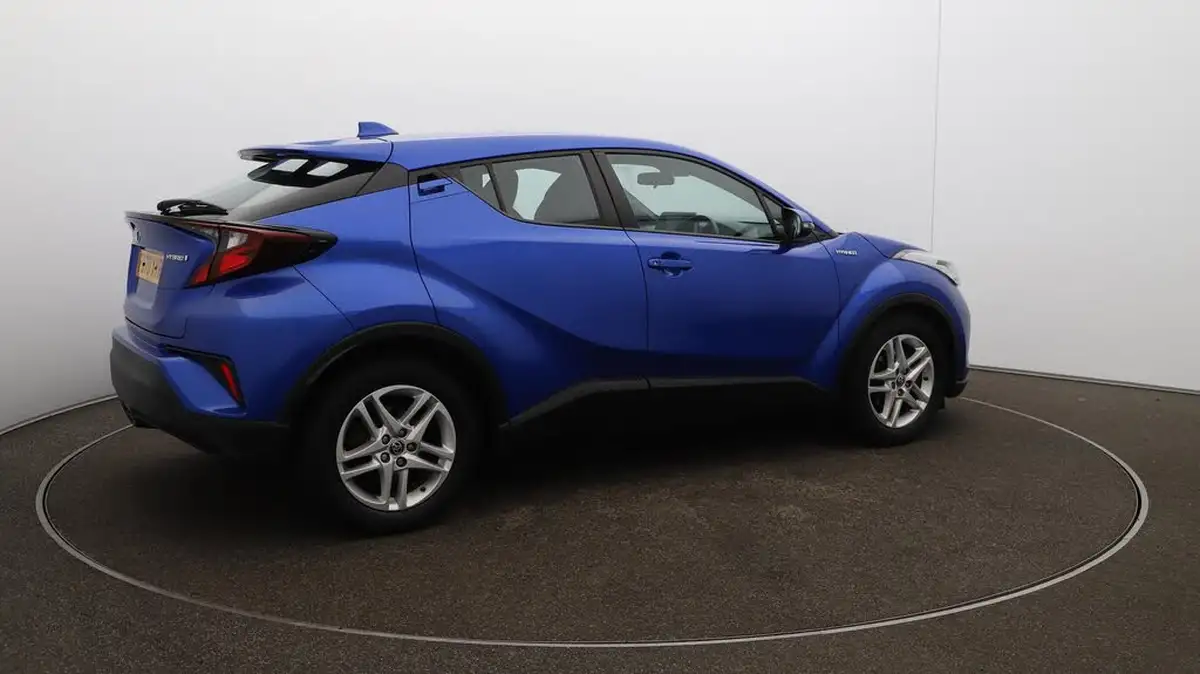 2020-toyota-c-hr-18-vvt-i-icon-big-53