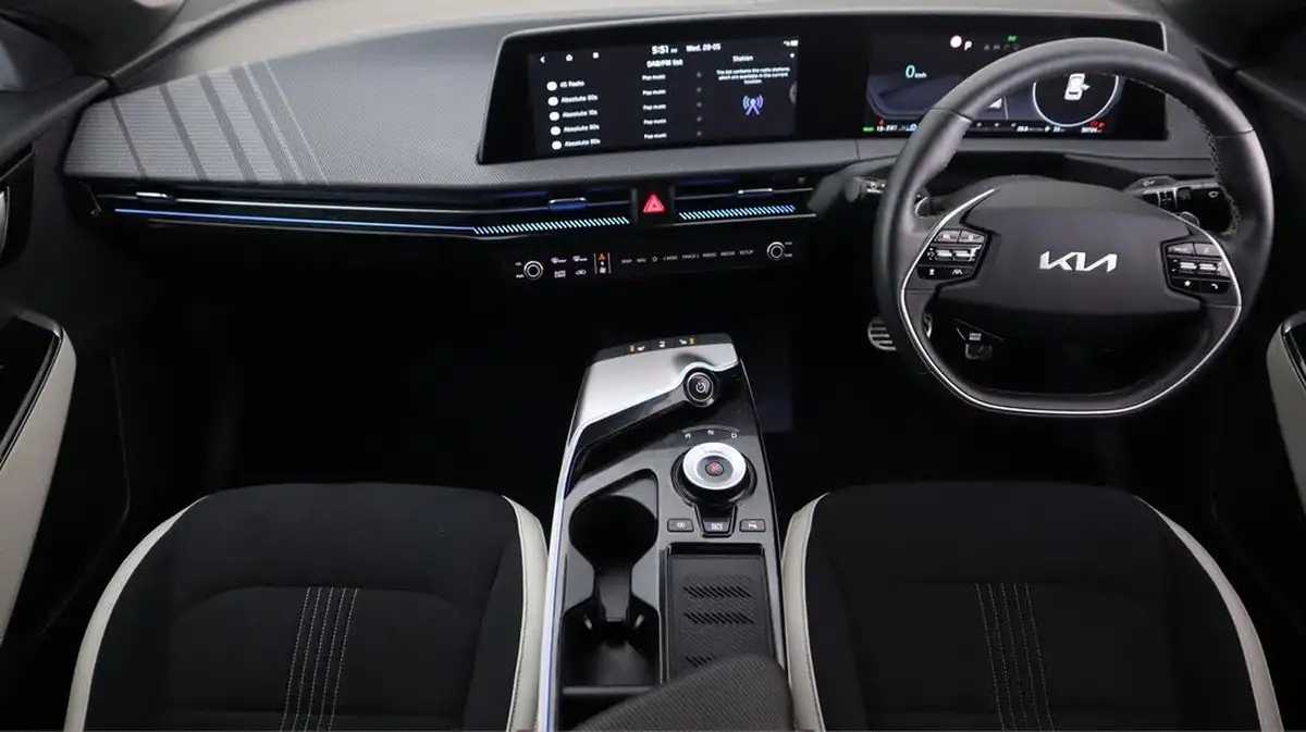 2023-kia-ev6-e-gt-line-225bhp-big-12