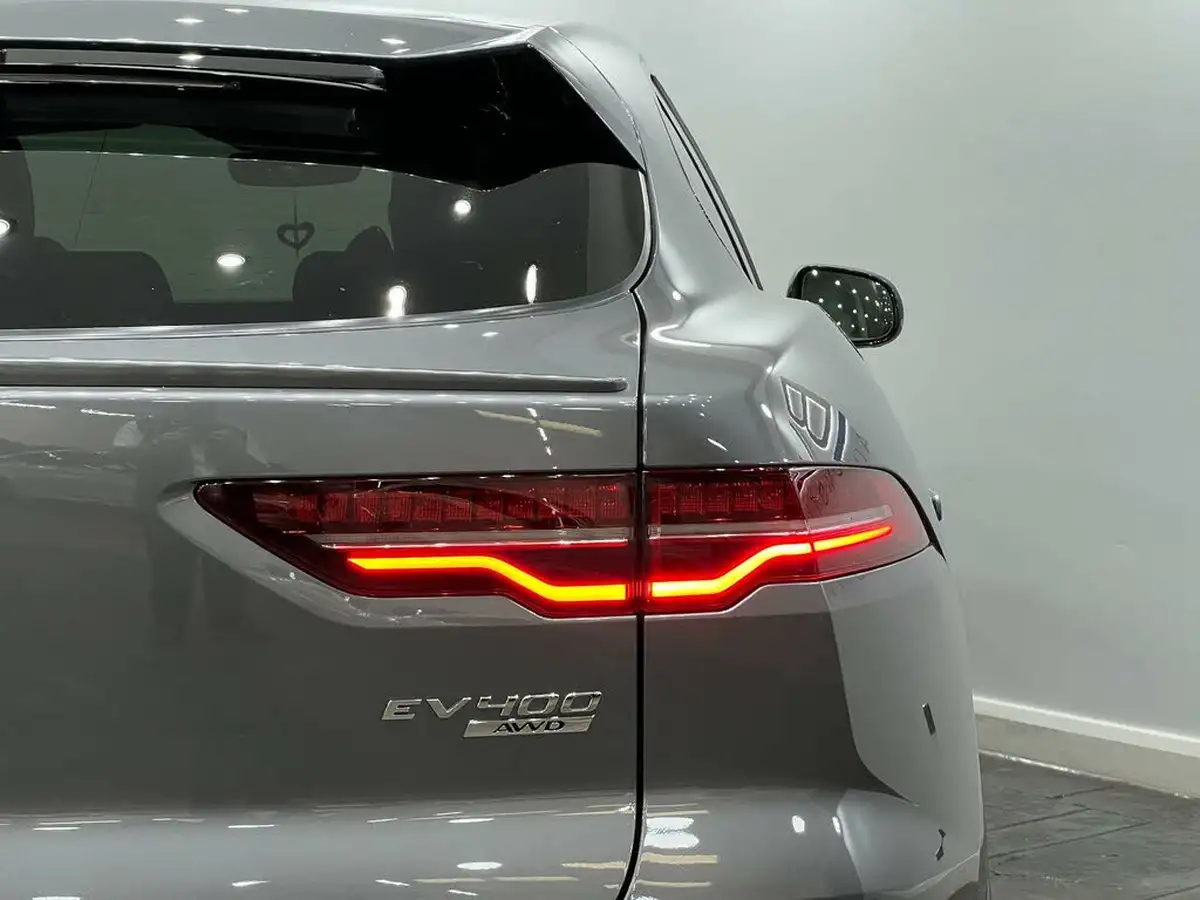 2019-jaguar-i-pace-ev400-hse-big-19