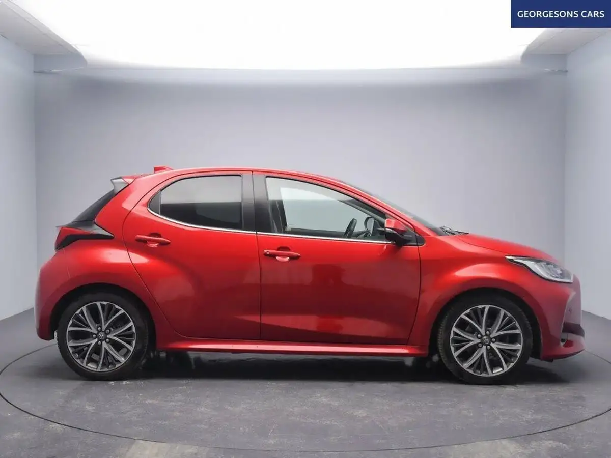 2021-toyota-yaris-15-vvt-i-excel-big-5
