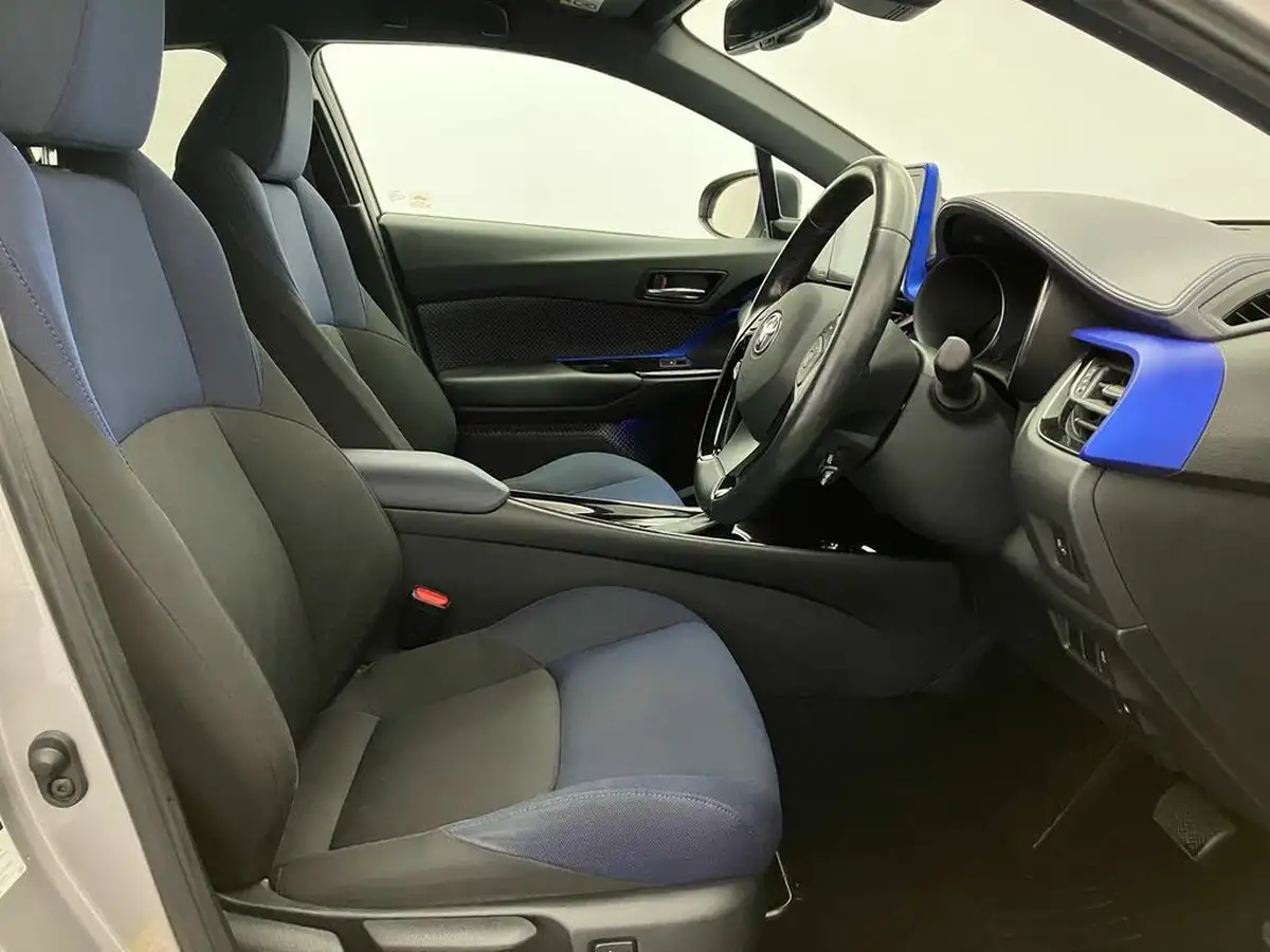 2017-toyota-c-hr-18-vvt-i-dynamic-big-32