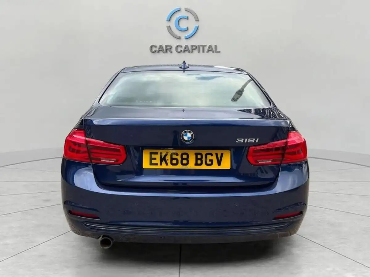 2018-bmw-3-series-15-318i-sport-saloon-4d-auto-big-6
