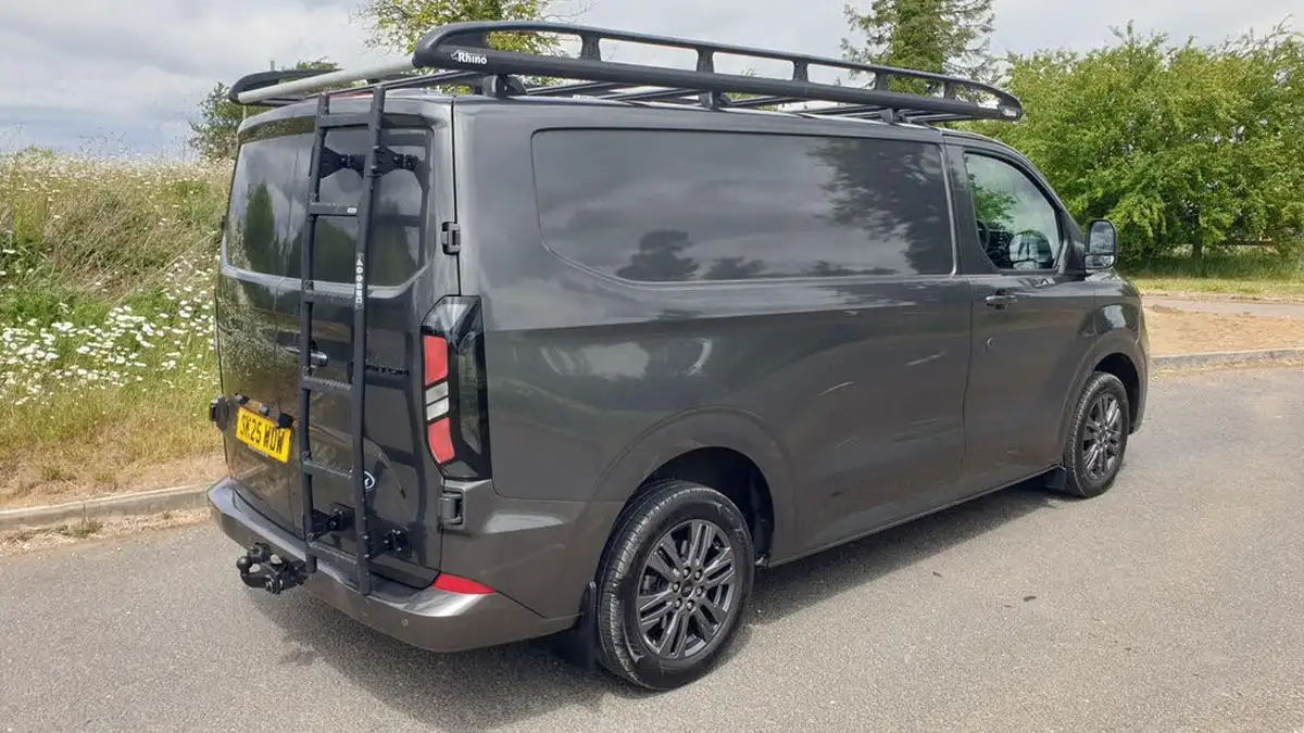 2025-ford-transit-custom-20tdci-320-l1h1-limited-170pseu6e-panel-van-1996cc-auto-big-4