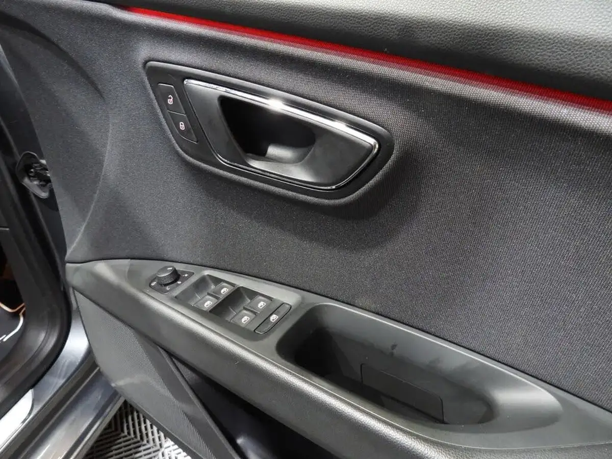 2018-seat-leon-18-tsi-fr-technology-hatchback-5d-big-22