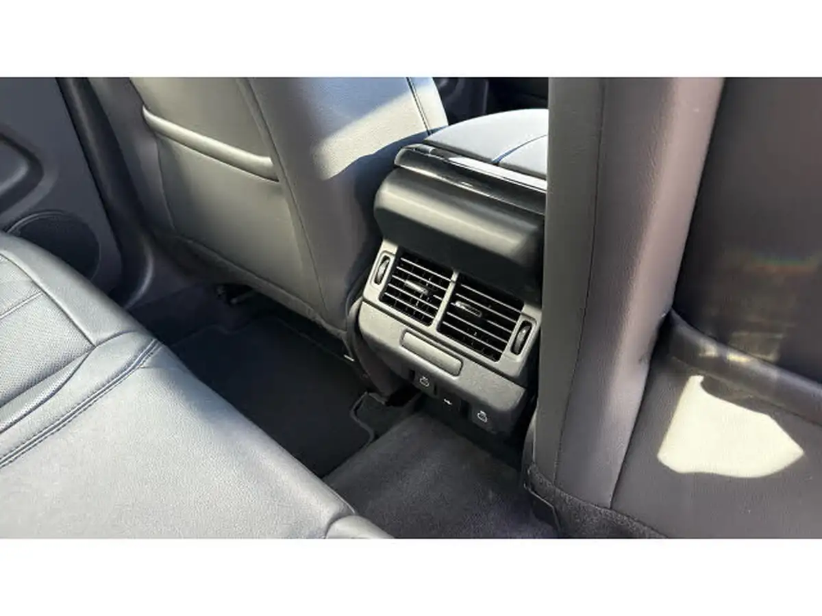2024-land-rover-range-rover-evoque-15-p300e-s-big-17