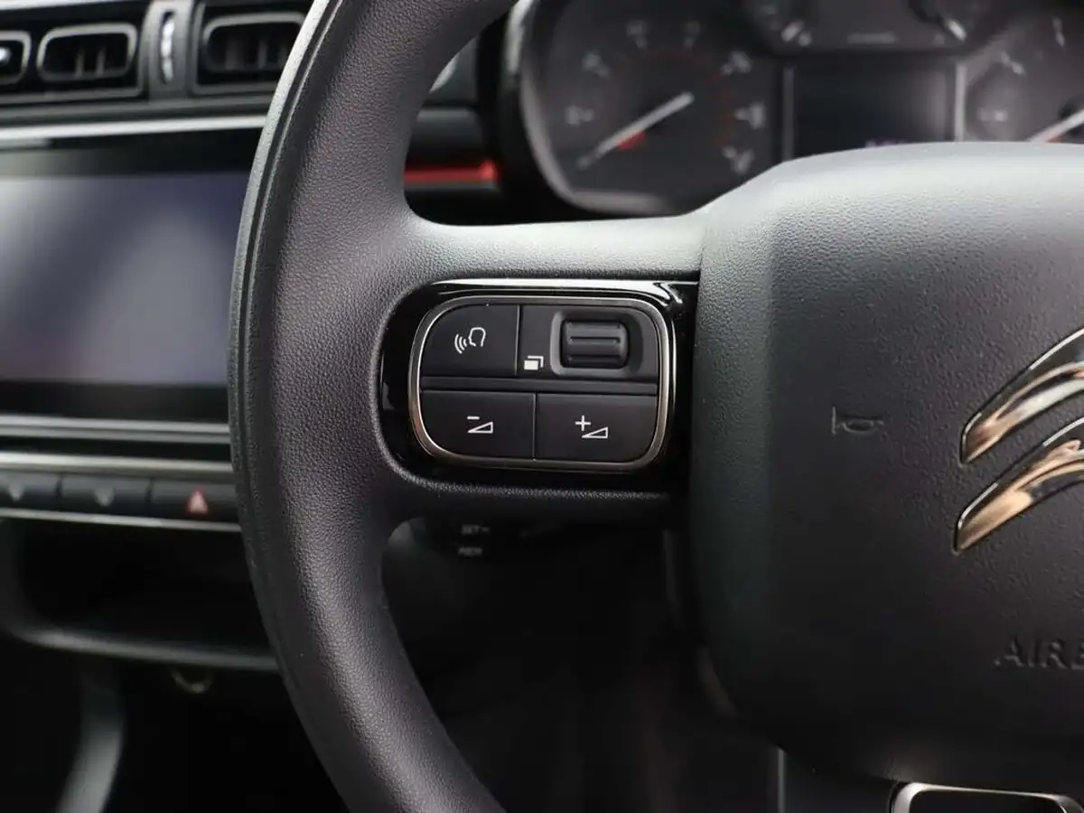 2022-citroen-c3-12-puretech-c-series-big-40
