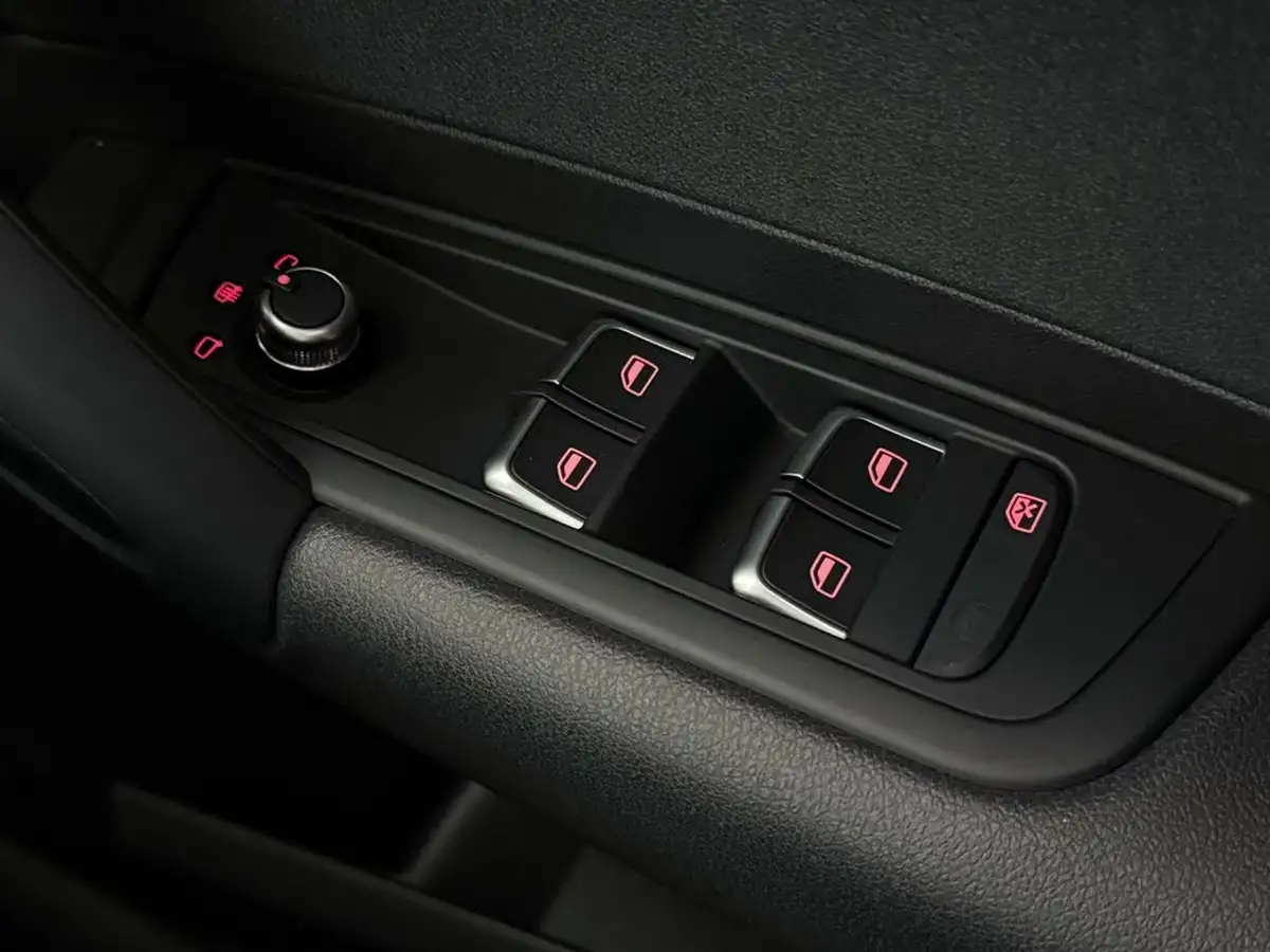 2018-audi-a1-14-tfsi-sportback-5d-s-tronic-big-23