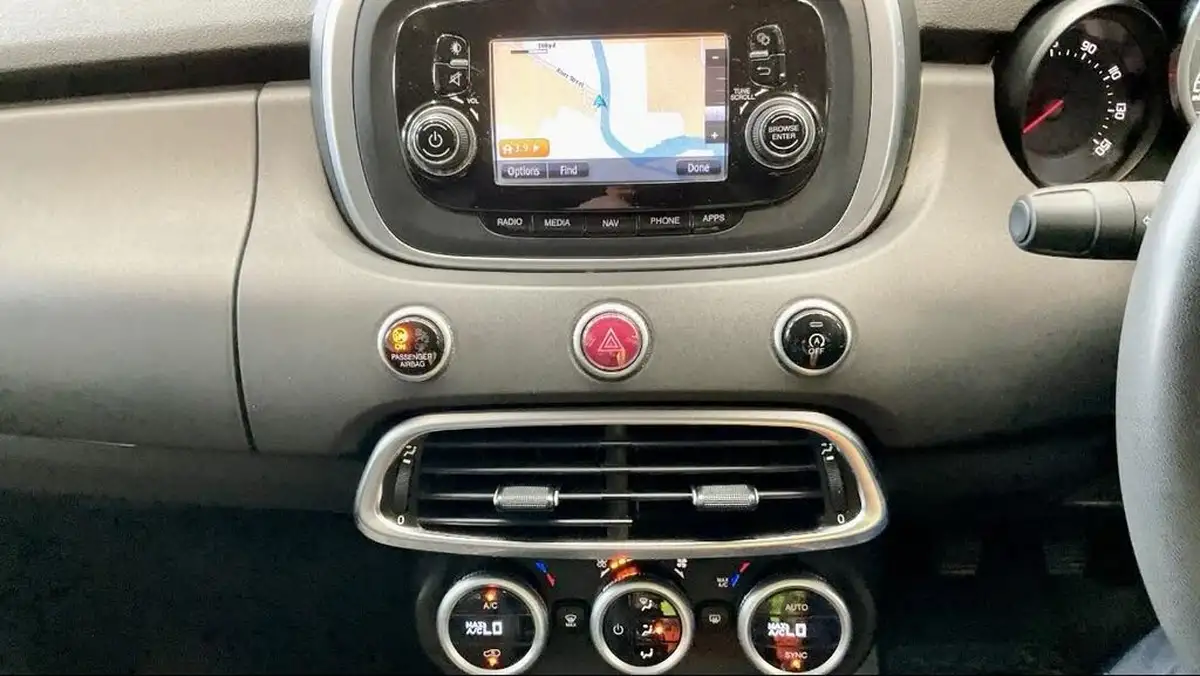 2015-fiat-500x-16multijet-ii-cross-plus-big-5