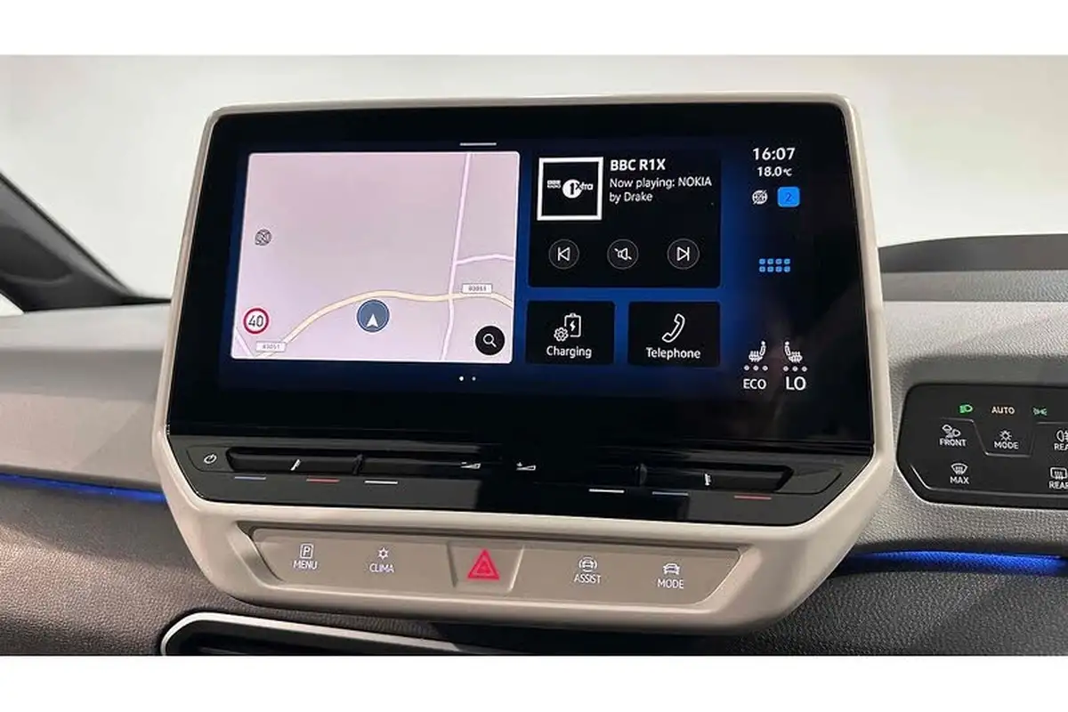 2021-volkswagen-id3-e-tour-big-43