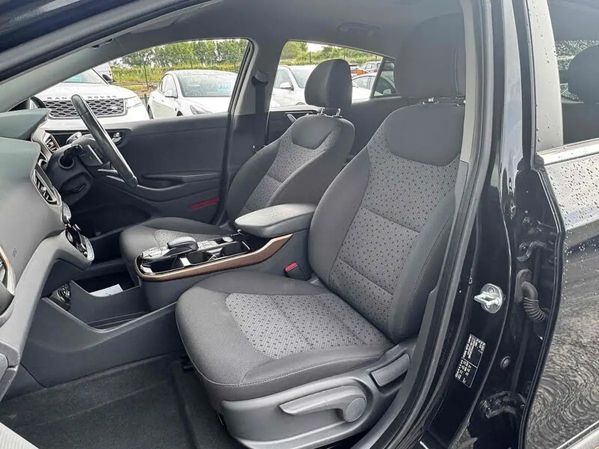 2019-hyundai-ioniq-e-premium-electric-88kw-big-30