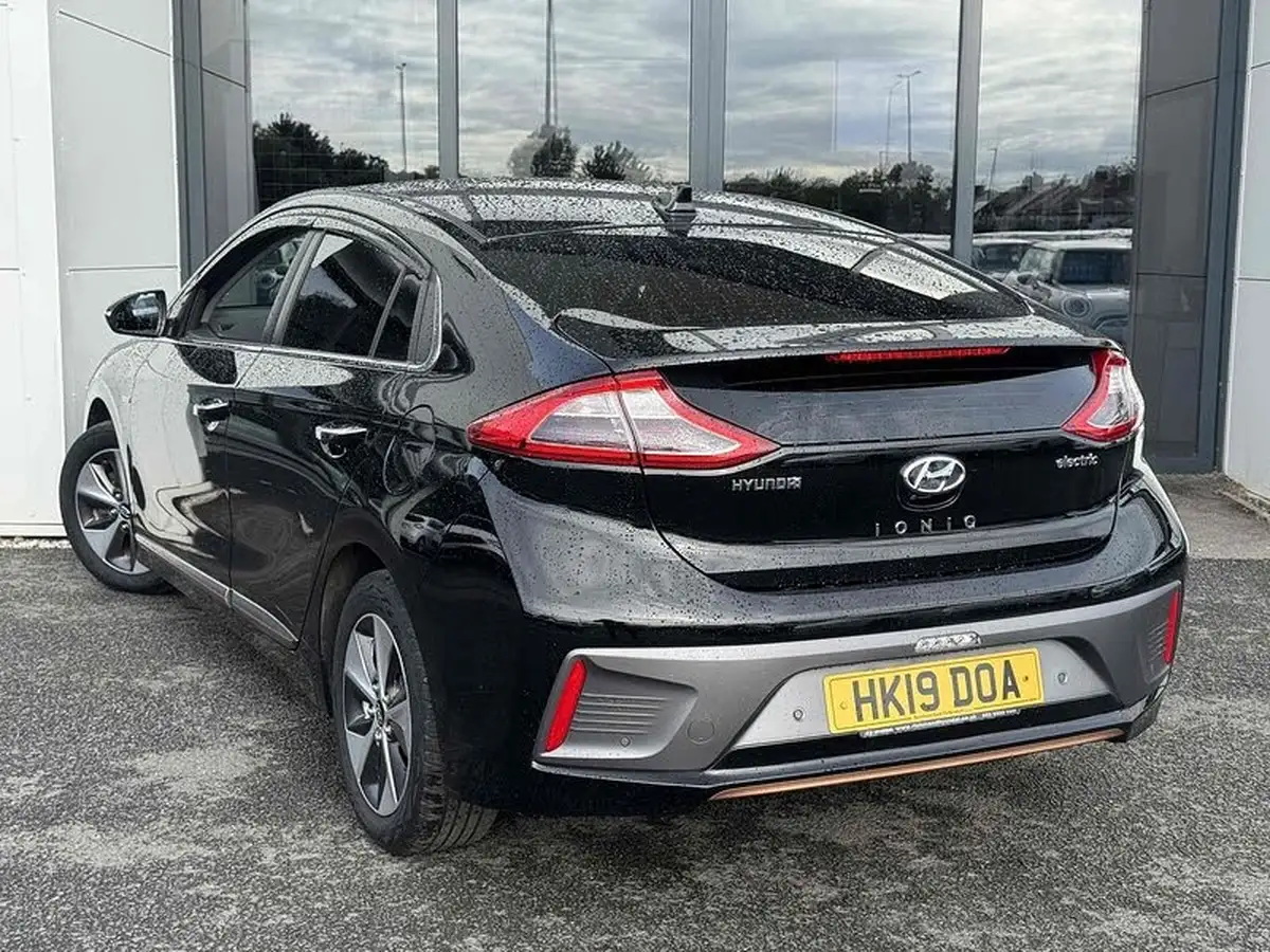 2019-hyundai-ioniq-e-premium-electric-88kw-big-2