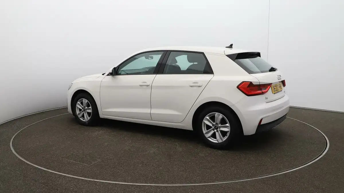 2022-audi-a1-10-25-tfsi-technik-big-27
