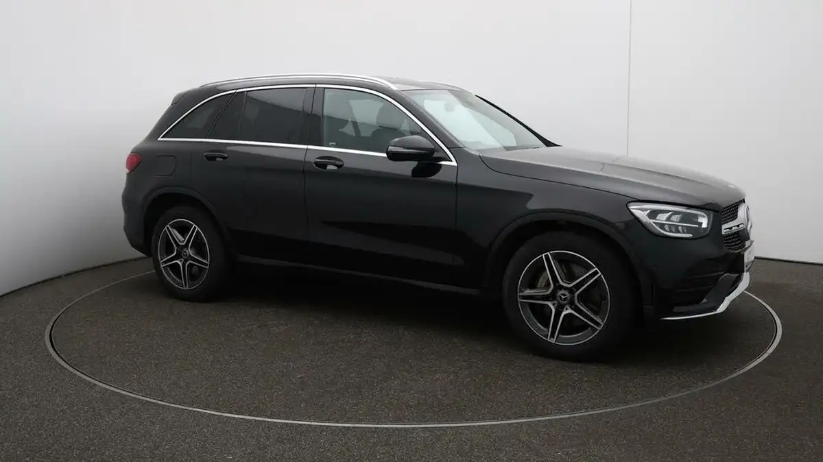 2020-mercedes-benz-glc-class-20d-glc220d-amg-line-station-wagon-5d-4matic-plus-big-44