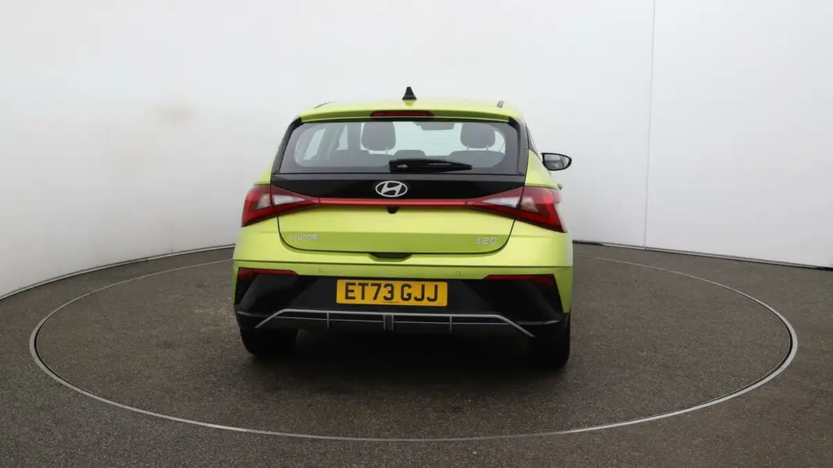 2024-hyundai-i20-10-t-gdi-advance-big-6