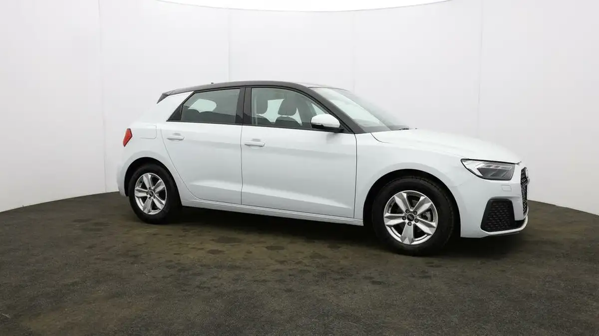 2022-audi-a1-10-25-tfsi-technik-big-42