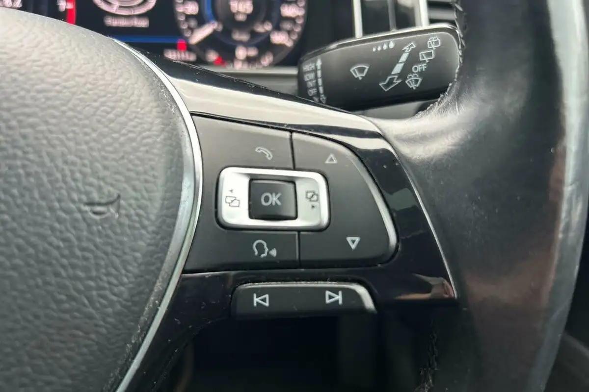 2020-volkswagen-golf-15-tsi-gt-edition-150ps-estate-big-44
