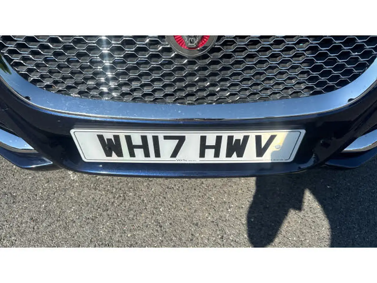 2017-jaguar-xf-20td-portfolio-180ps-saloon-4d-1999cc-auto-big-34