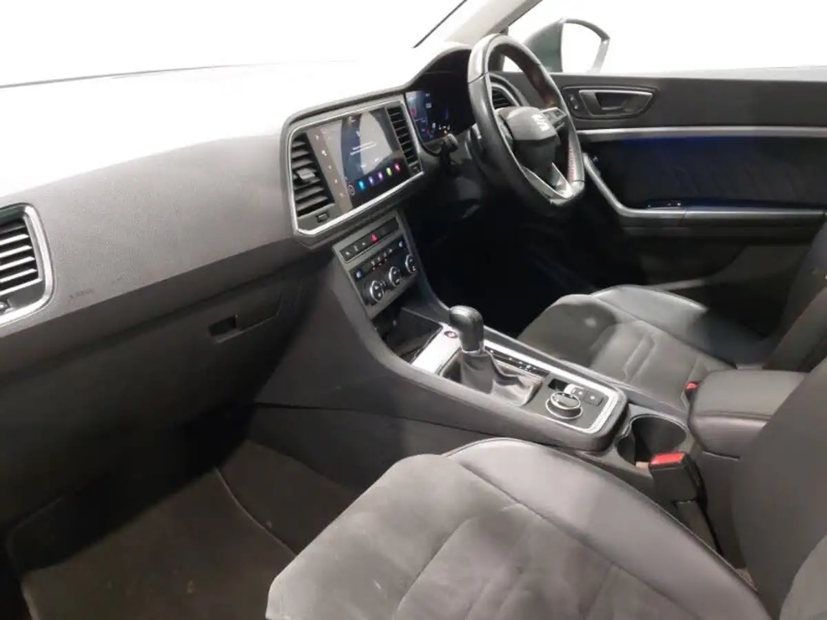 2024-seat-ateca-15-ecotsi-fr-dsg-big-4