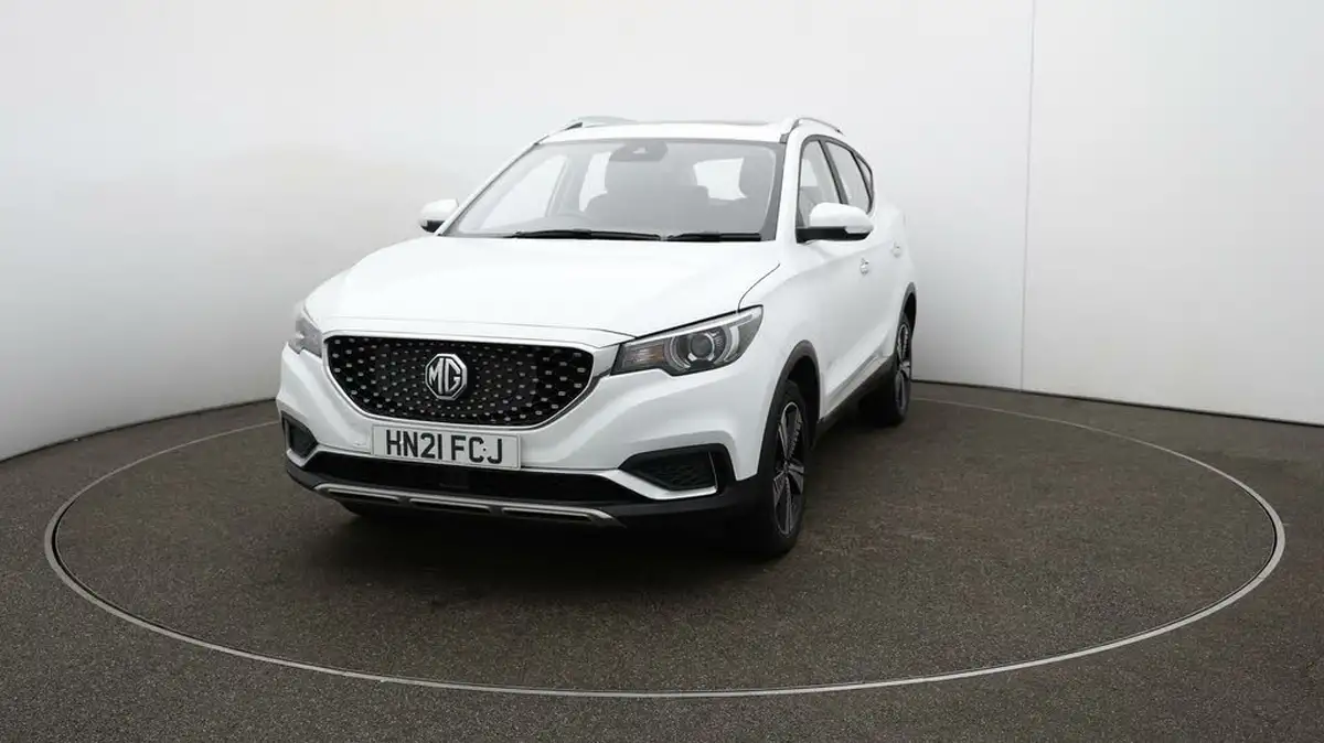 2021-mg-zs-suv-e-exclusive-ev-big-29