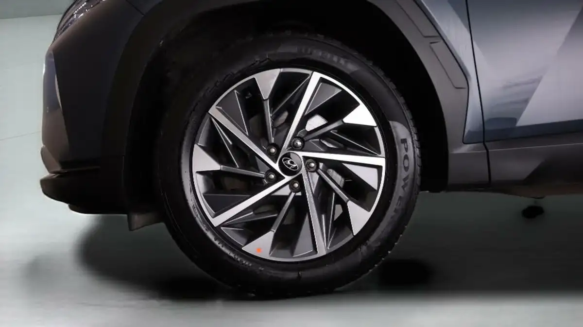 2022-hyundai-tucson-16-t-gdi-premium-150ps-big-18