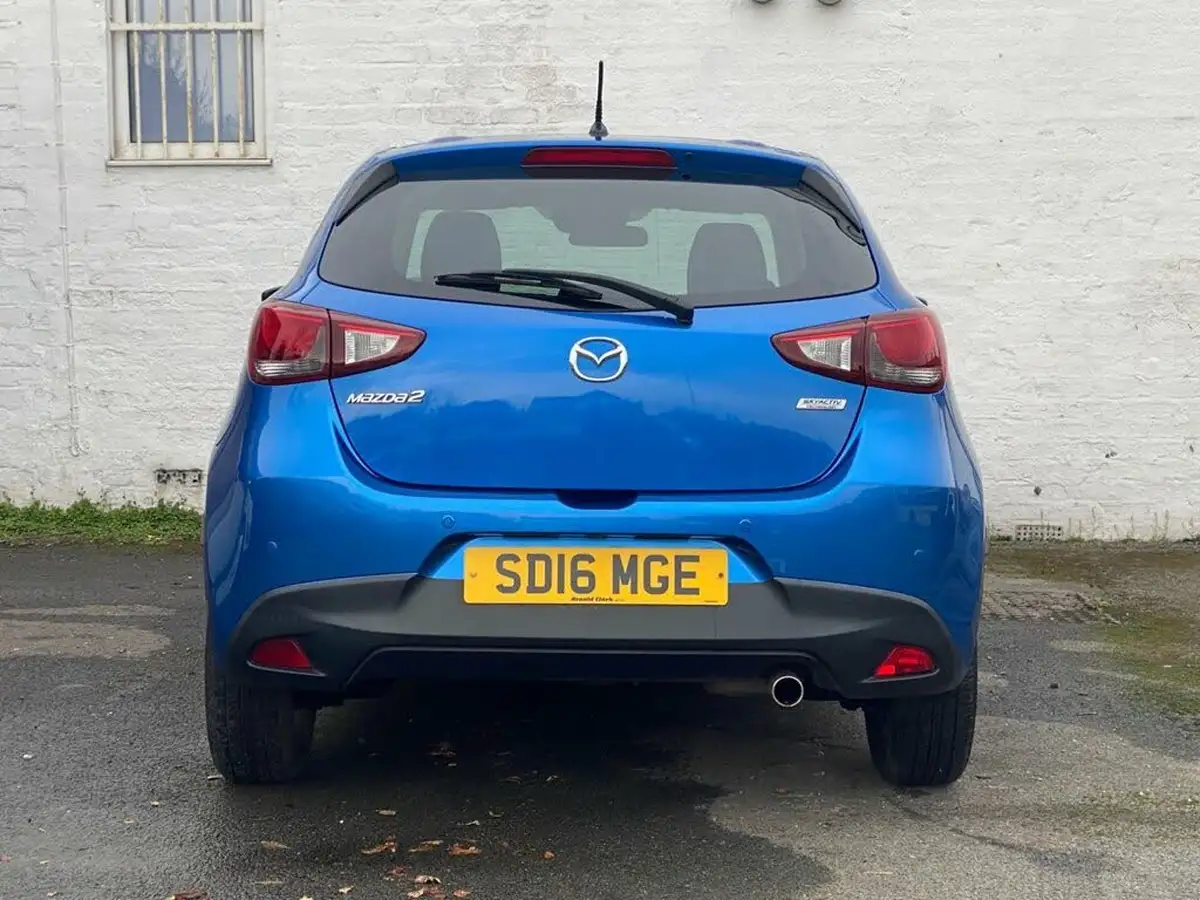 2016-mazda-mazda2-15td-sport-nav-big-13