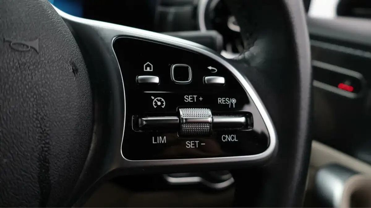2022-mercedes-benz-a-class-13-a200-sport-executive-edition-saloon-4d-7g-dct-big-24