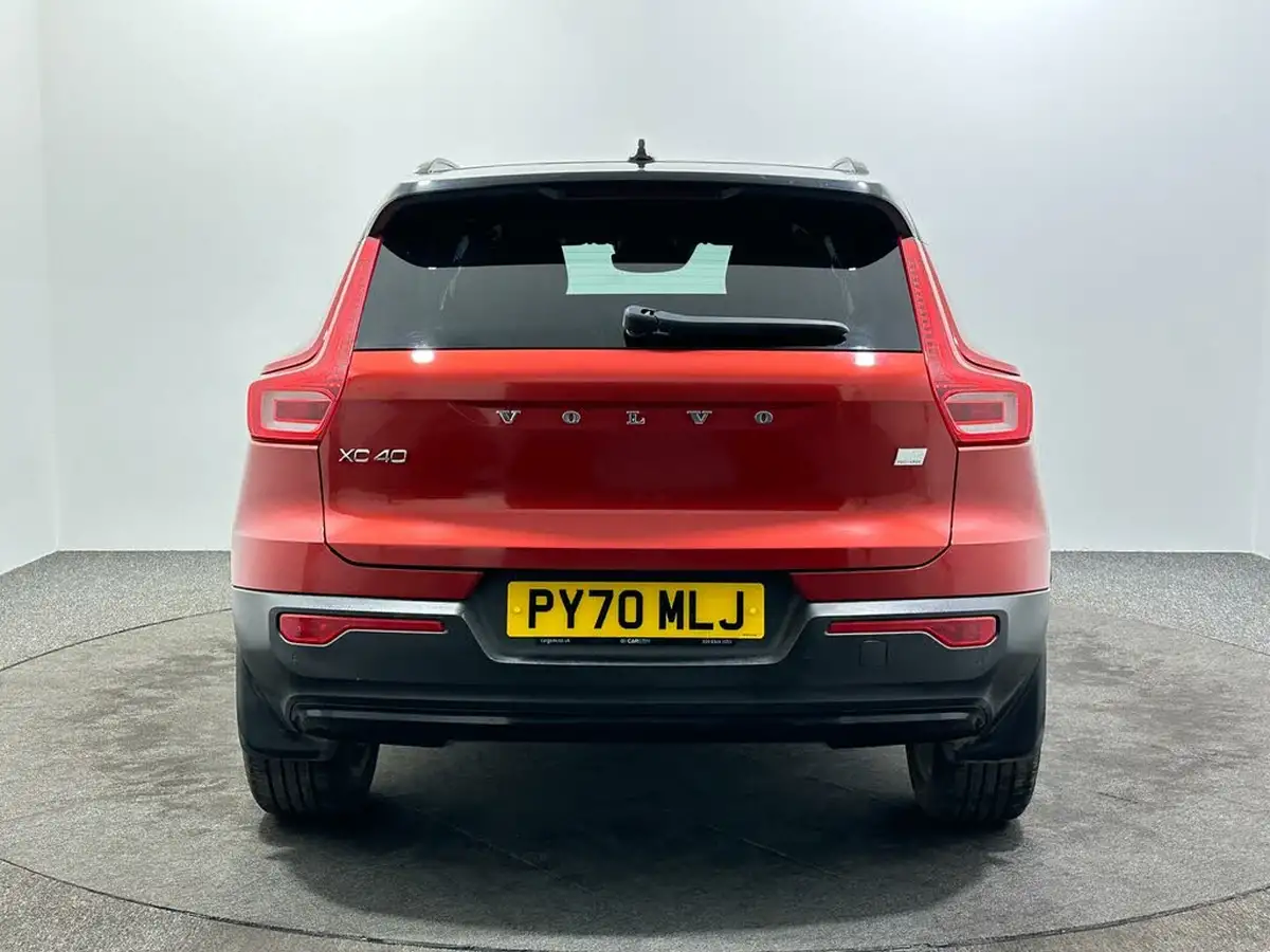 2021-volvo-xc40-15-t5-r-design-262bhp-big-5