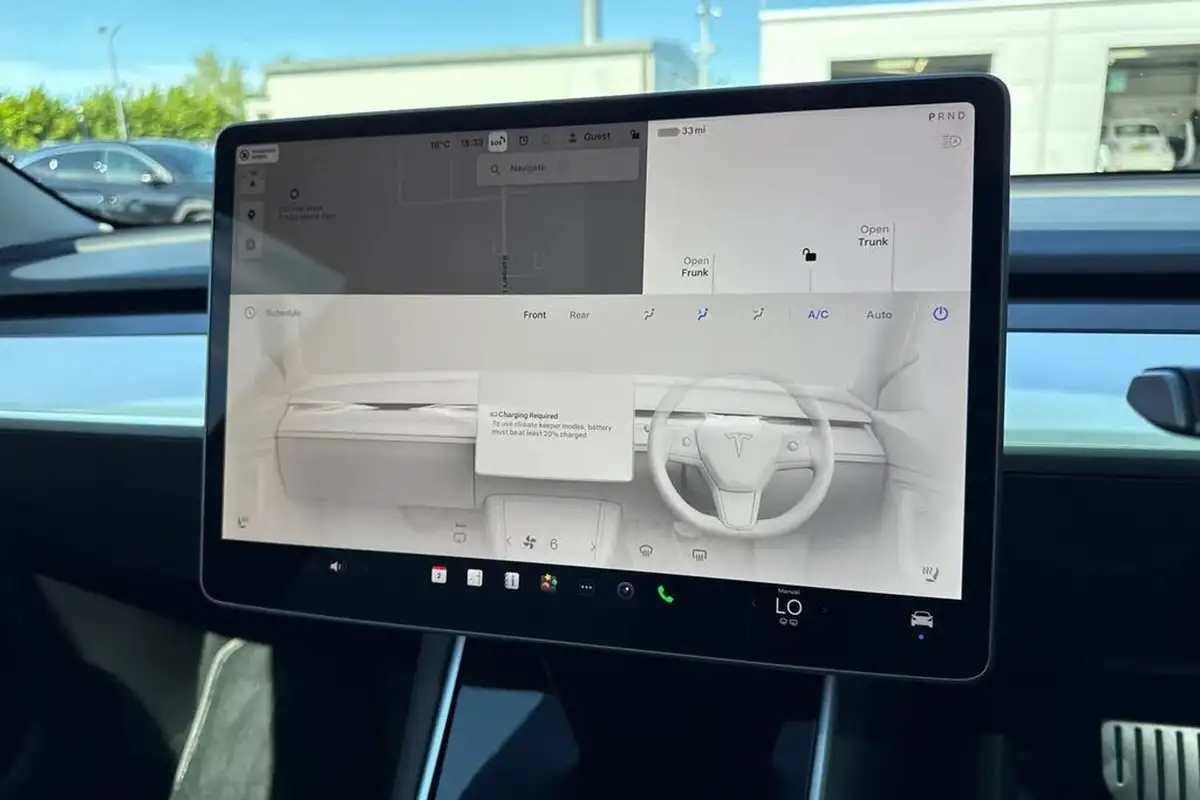 2020-tesla-model-3-e-performance-big-21