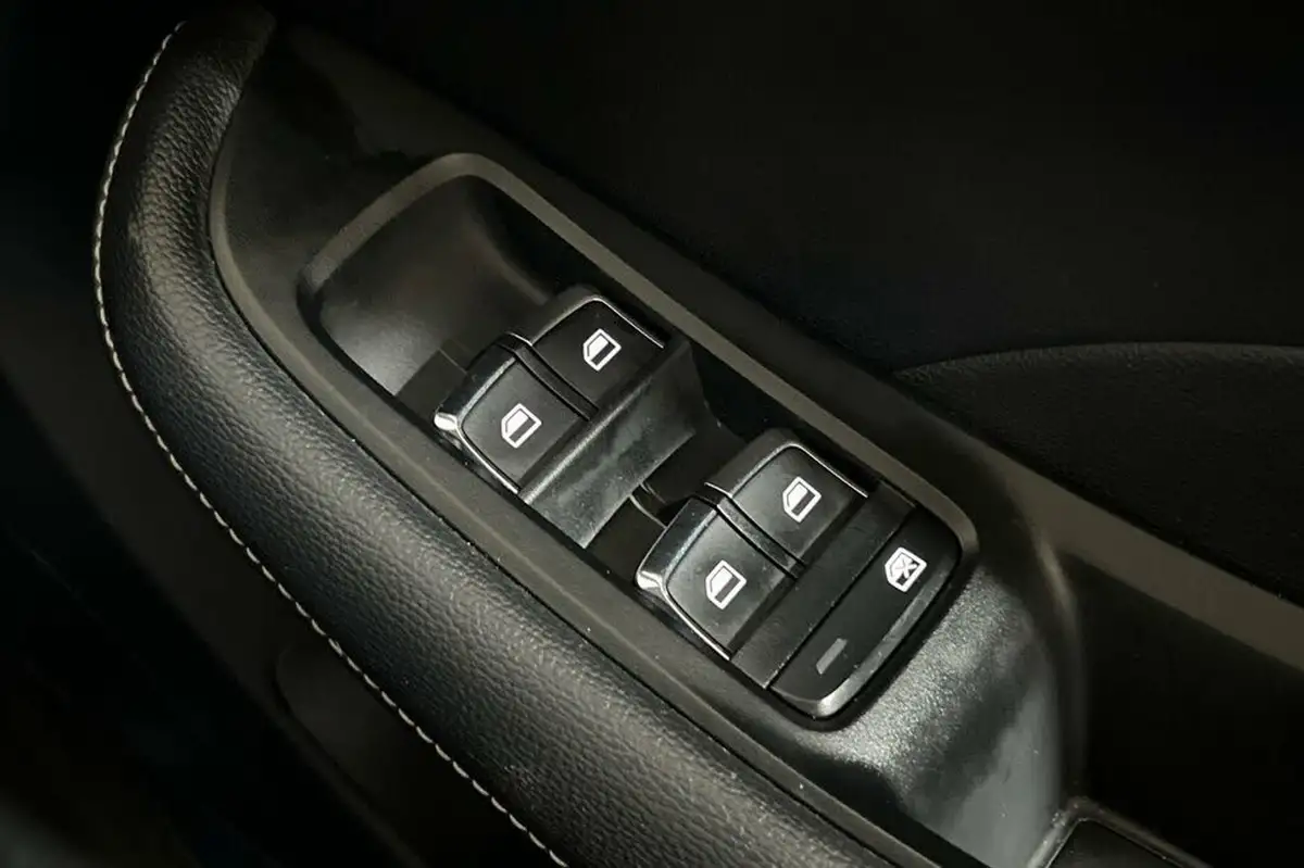 2022-mg-mg5-e-exclusive-ev-long-range-big-37