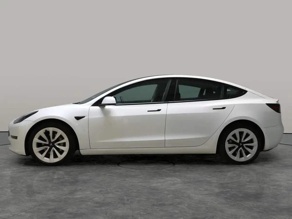 2021-tesla-model-3-e-long-range-4x4-big-14