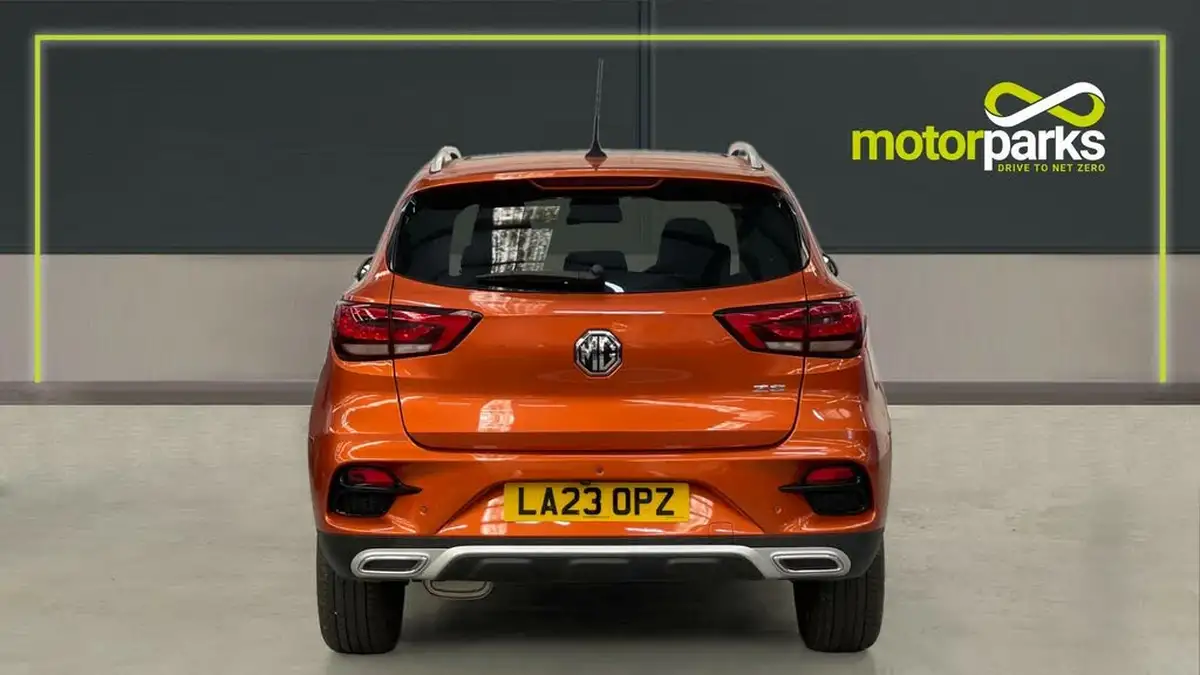 2023-mg-zs-suv-10t-gdi-exclusive-big-3