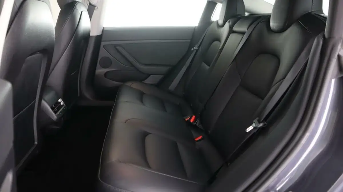 2021-tesla-model-3-e-standard-plus-big-16