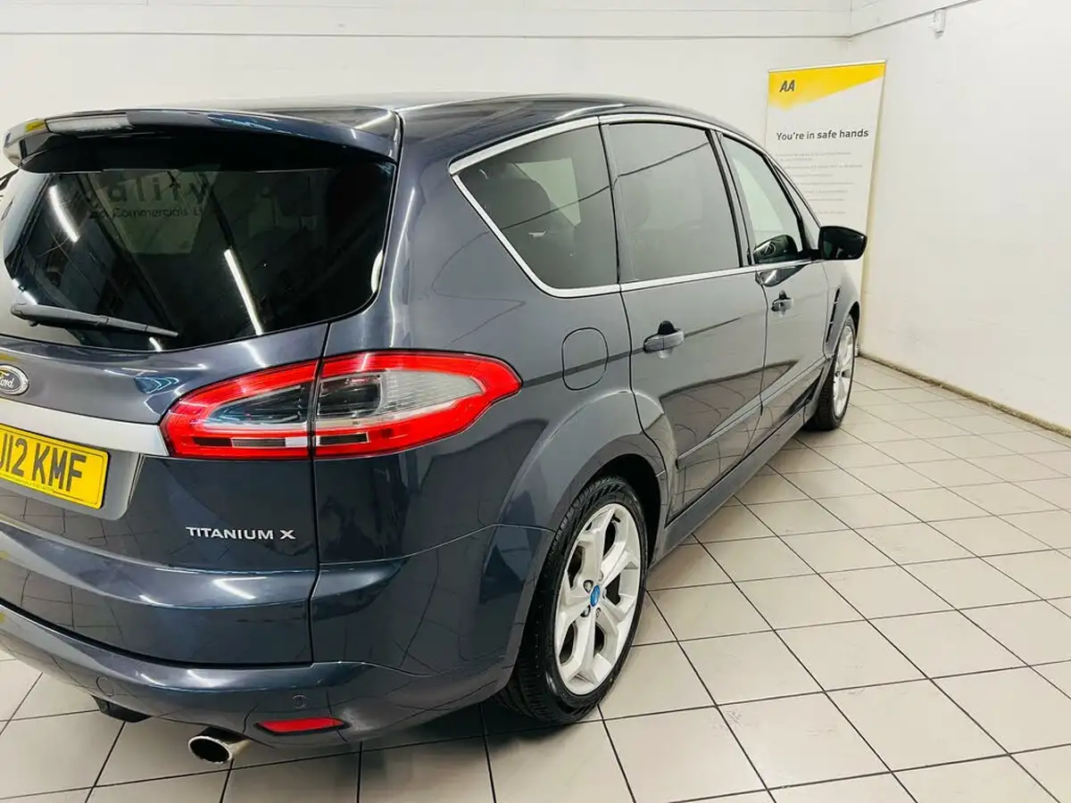 2012-ford-s-max-22tdci-titanium-x-sport-big-10