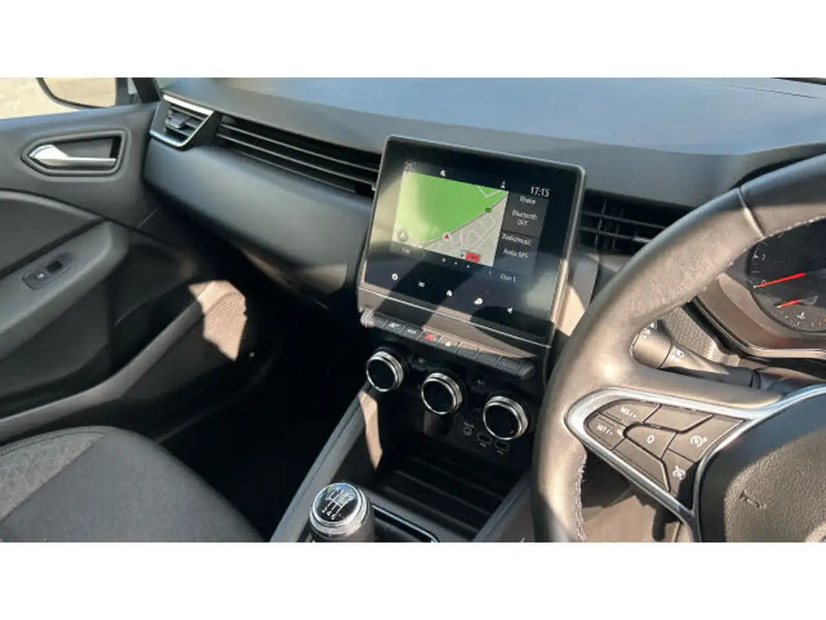 2021-renault-clio-10-tce-iconic-edition-big-13