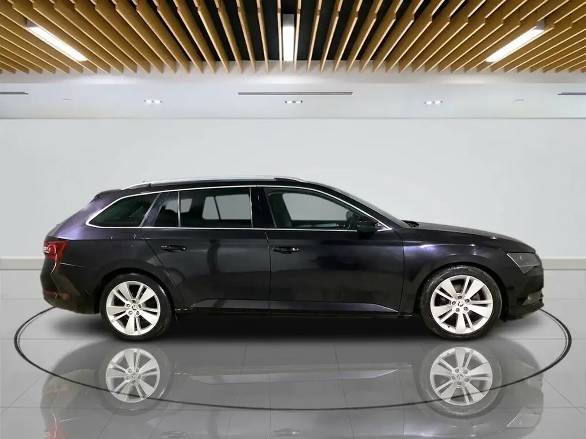 2017-skoda-superb-20-tsi-se-l-executive-220ps-estate-big-6