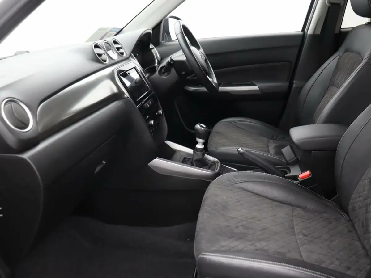 2021-suzuki-vitara-14-boosterjet-sz5-big-19