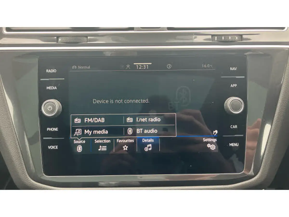 2022-volkswagen-tiguan-allspace-15-tsi-r-line-big-34
