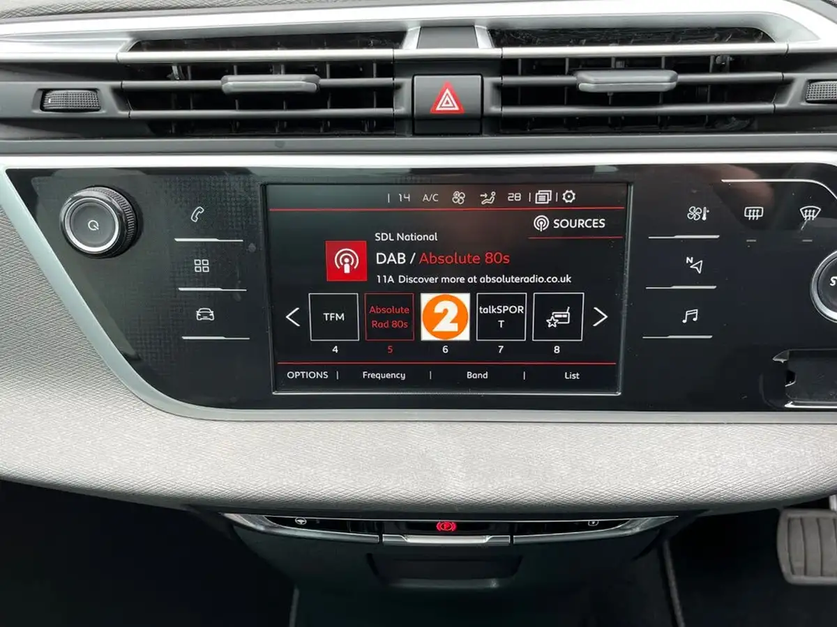 2018-citroen-c4-spacetourer-20bluehdi-flair-162ps-eat8-big-21