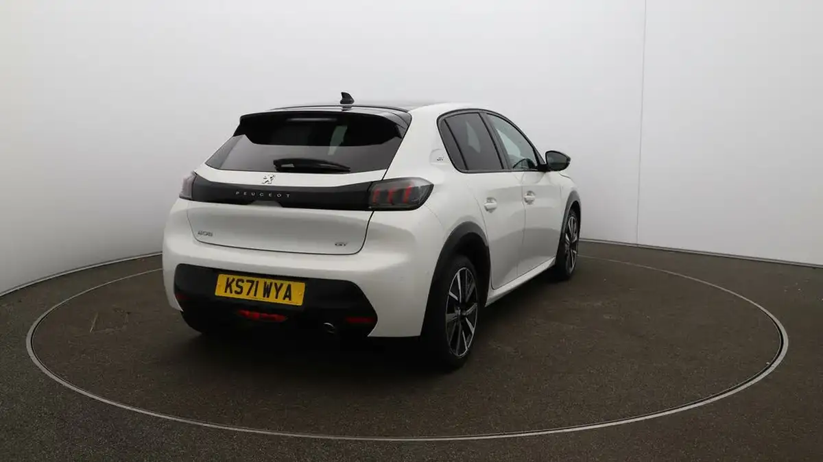 2022-peugeot-208-12-puretech-gt-100bhp-big-47