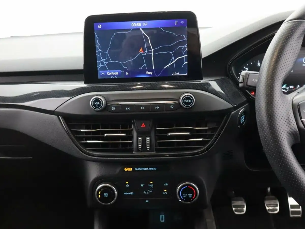 2020-ford-focus-15-st-line-edition-hatchback-big-10