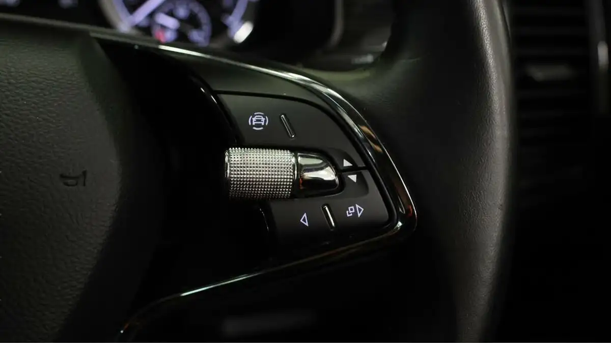 2021-skoda-kodiaq-15-tsi-se-l-dsg-big-25