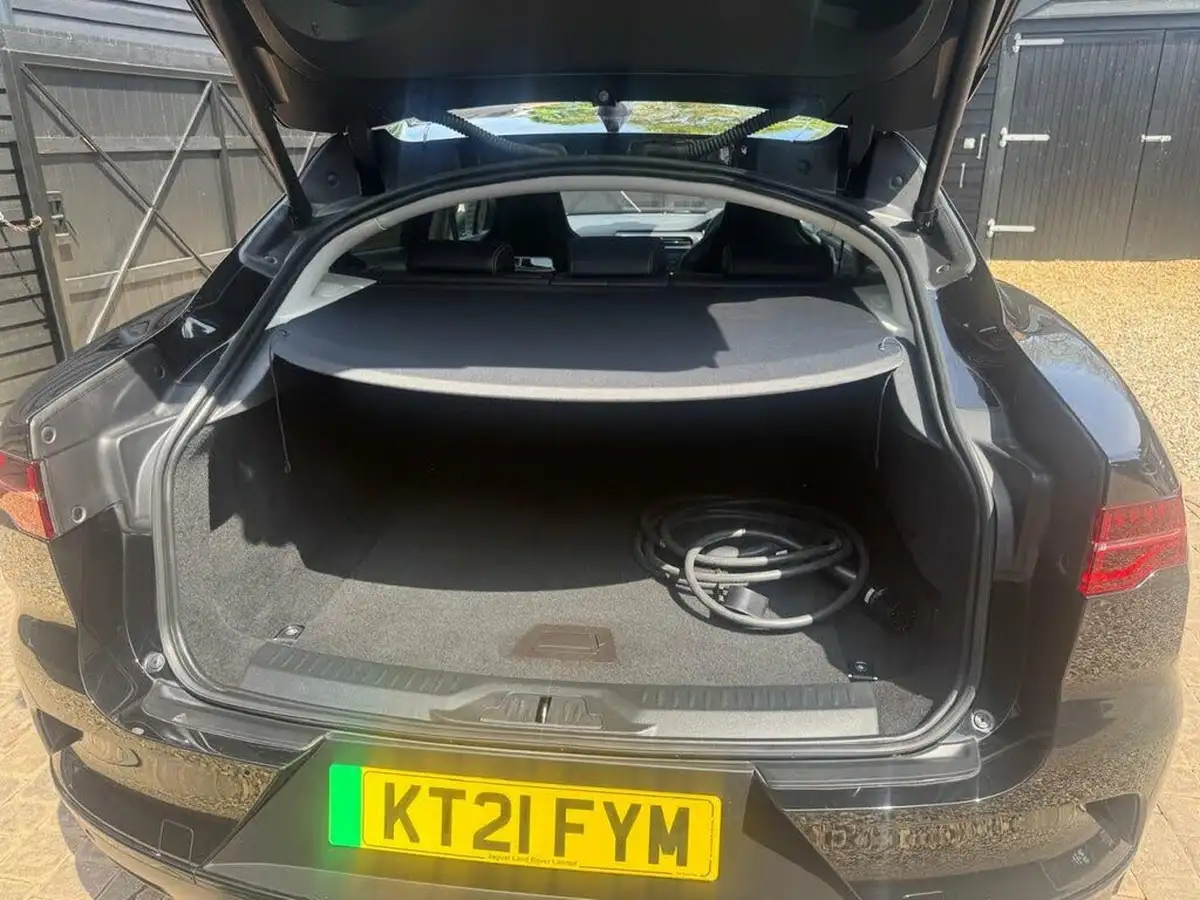2021-jaguar-i-pace-ev400-hse-big-23