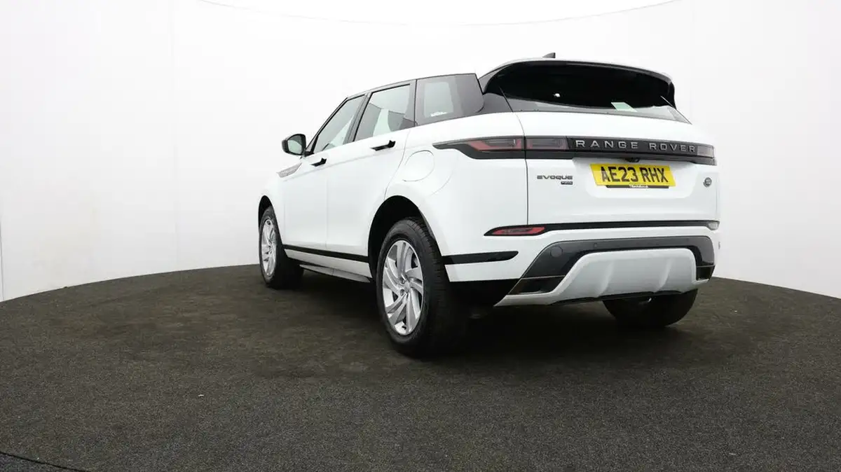 2023-land-rover-range-rover-evoque-15-p300e-r-dynamic-s-big-70