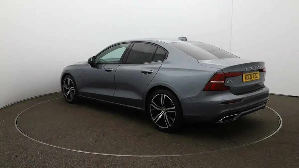 2021-volvo-s60-20-t8-r-design-plus-big-56