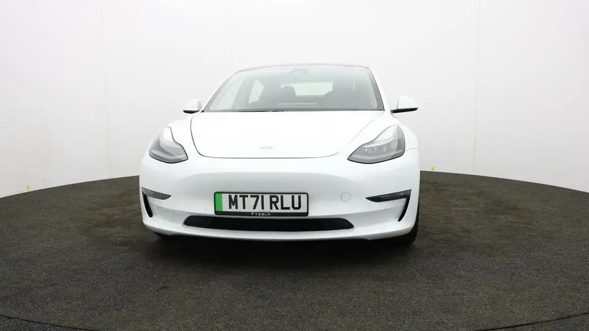 2021-tesla-model-3-e-long-range-awd-big-47