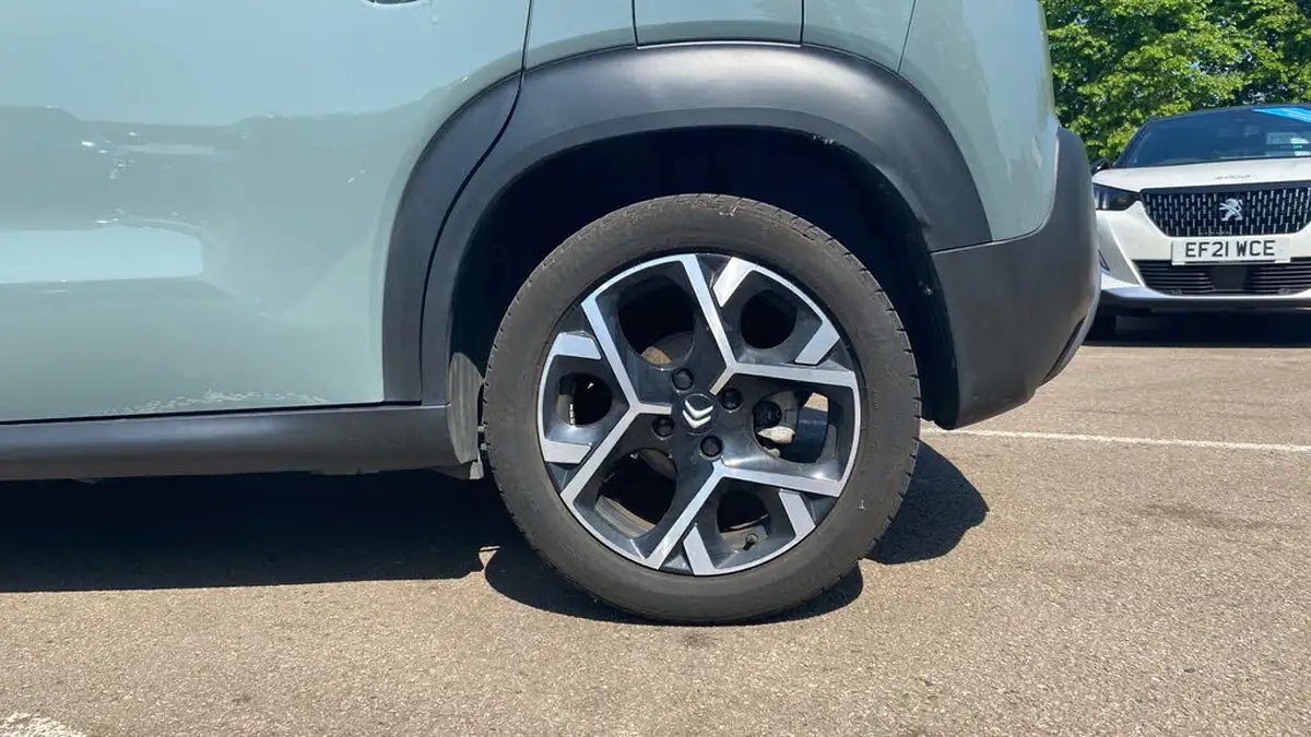 2023-citroen-c3-aircross-12-puretech-shine-plus-130ps-eat6-big-14