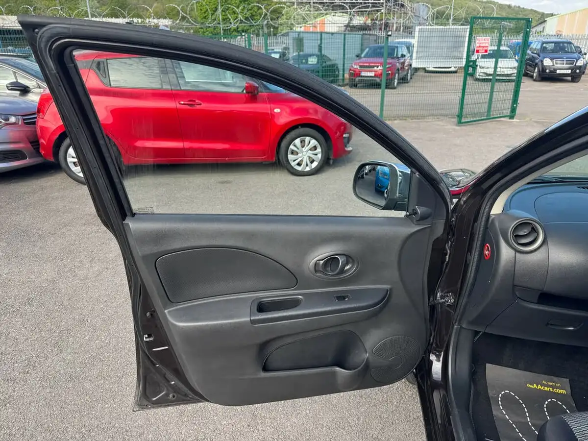 2016-nissan-micra-12-vibe-big-37