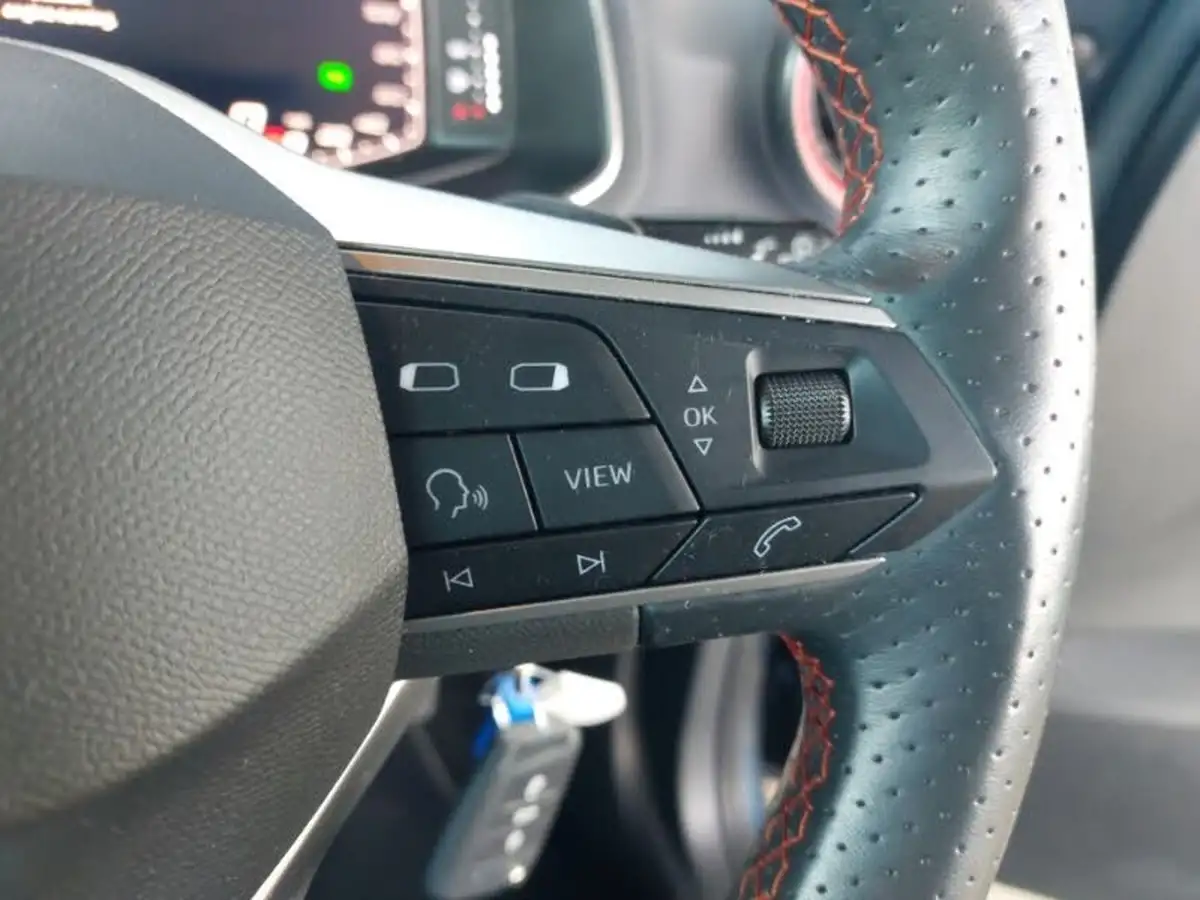2022-seat-arona-10-tsi-fr-sport-dsg-big-10