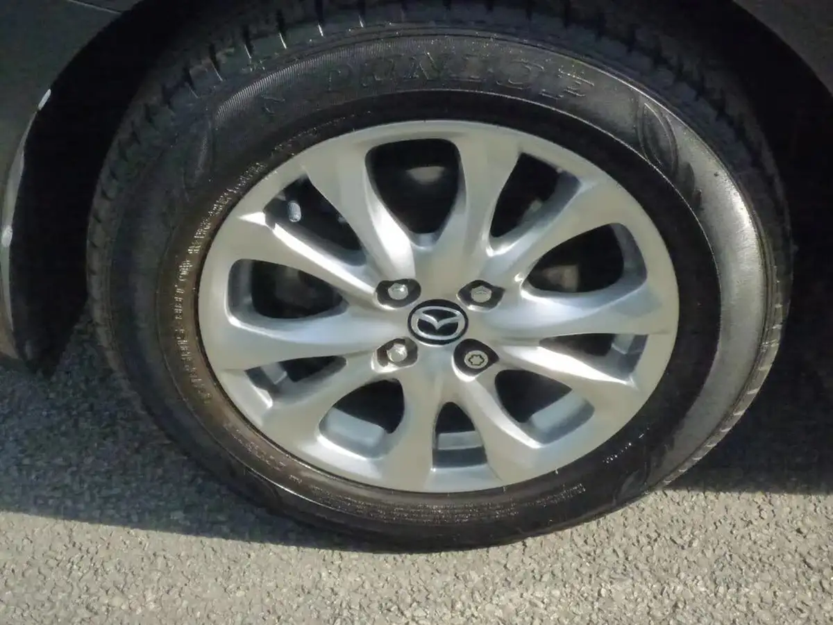 2018-mazda-mazda2-15-se-l-nav-big-6