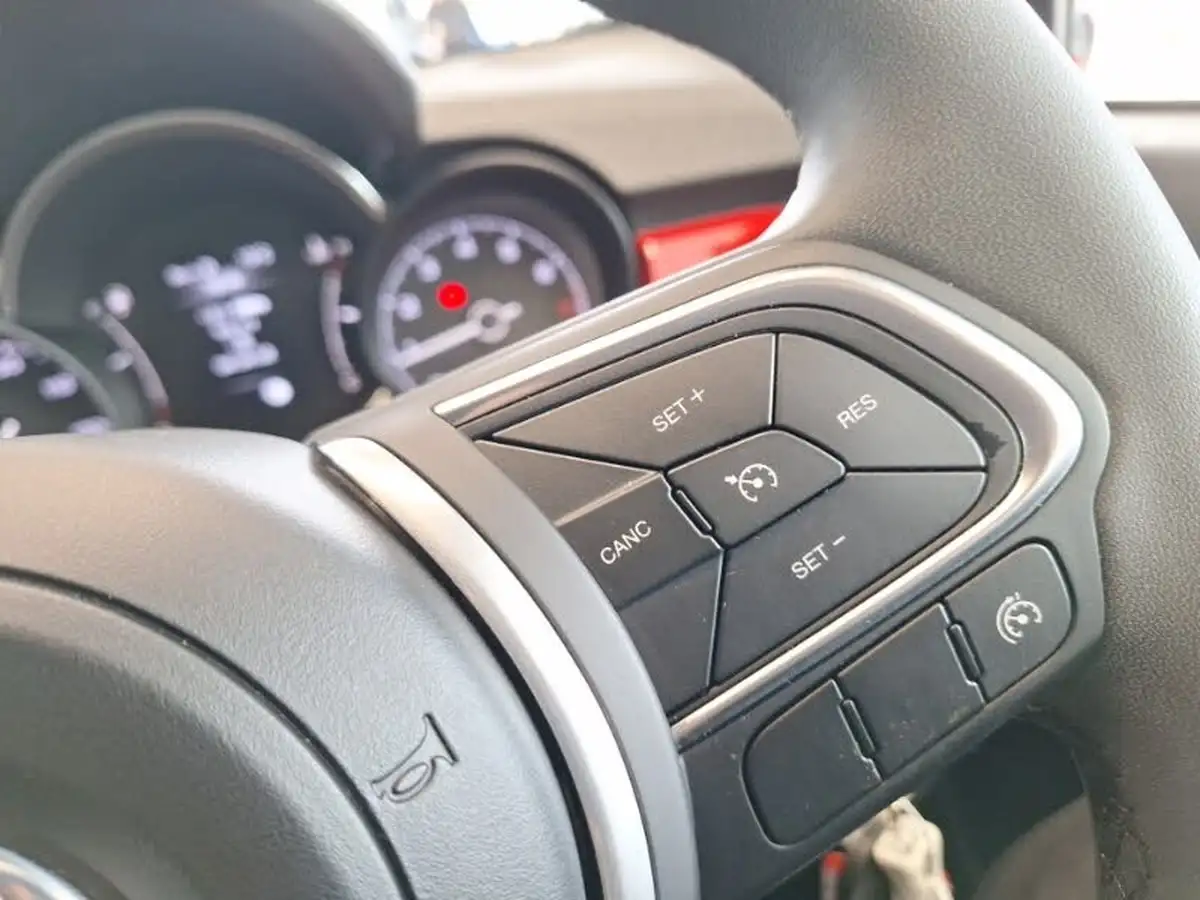 2022-fiat-500x-13-firefly-turbo-red-big-12